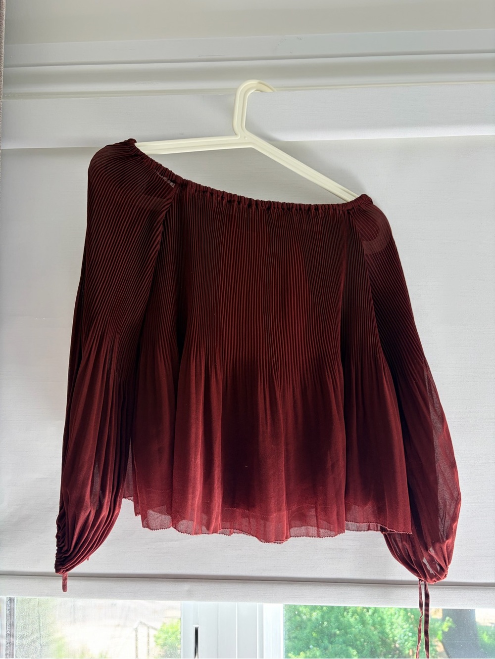 Wilfred Burgundy Pleated Off-Shoulder Blouse